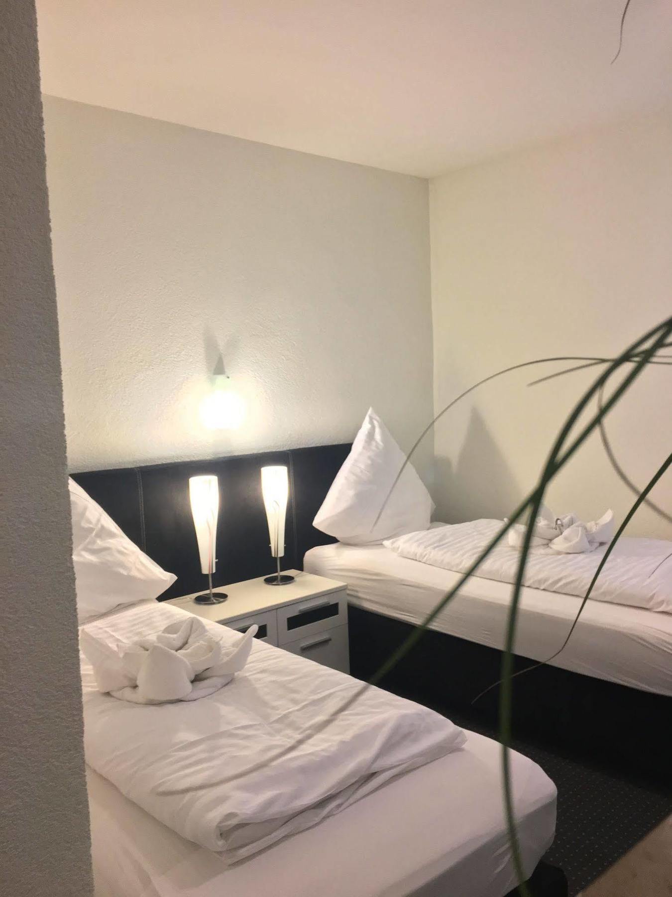 City Hotel Diez Диц Экстерьер фото
