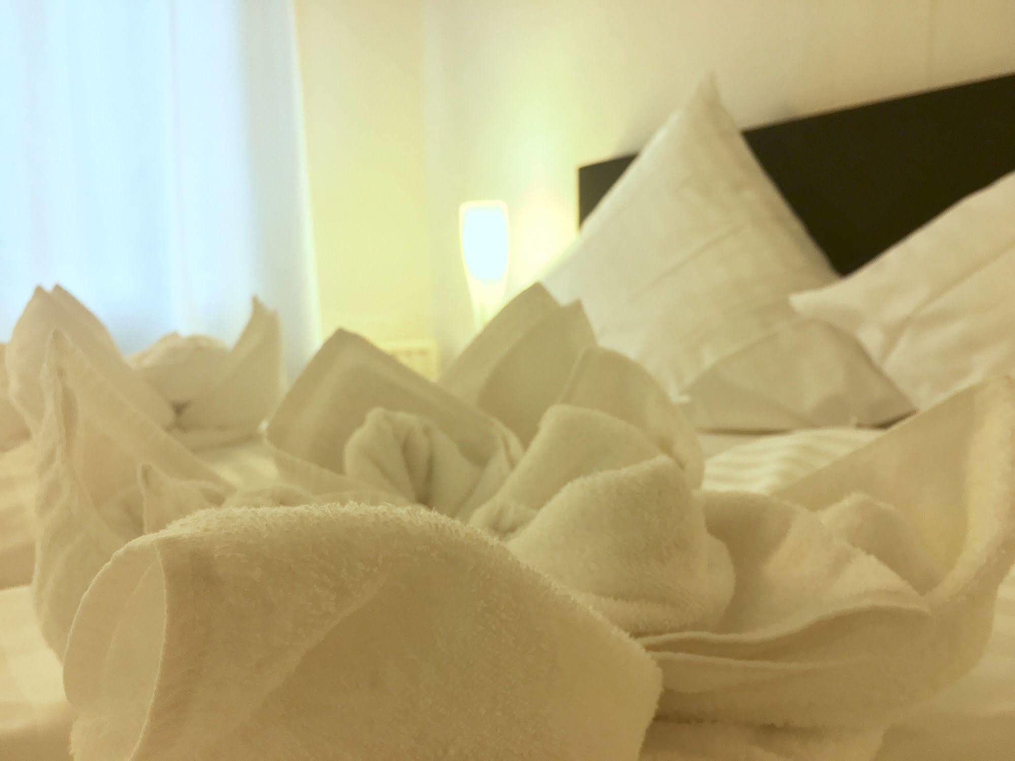 City Hotel Diez Диц Экстерьер фото