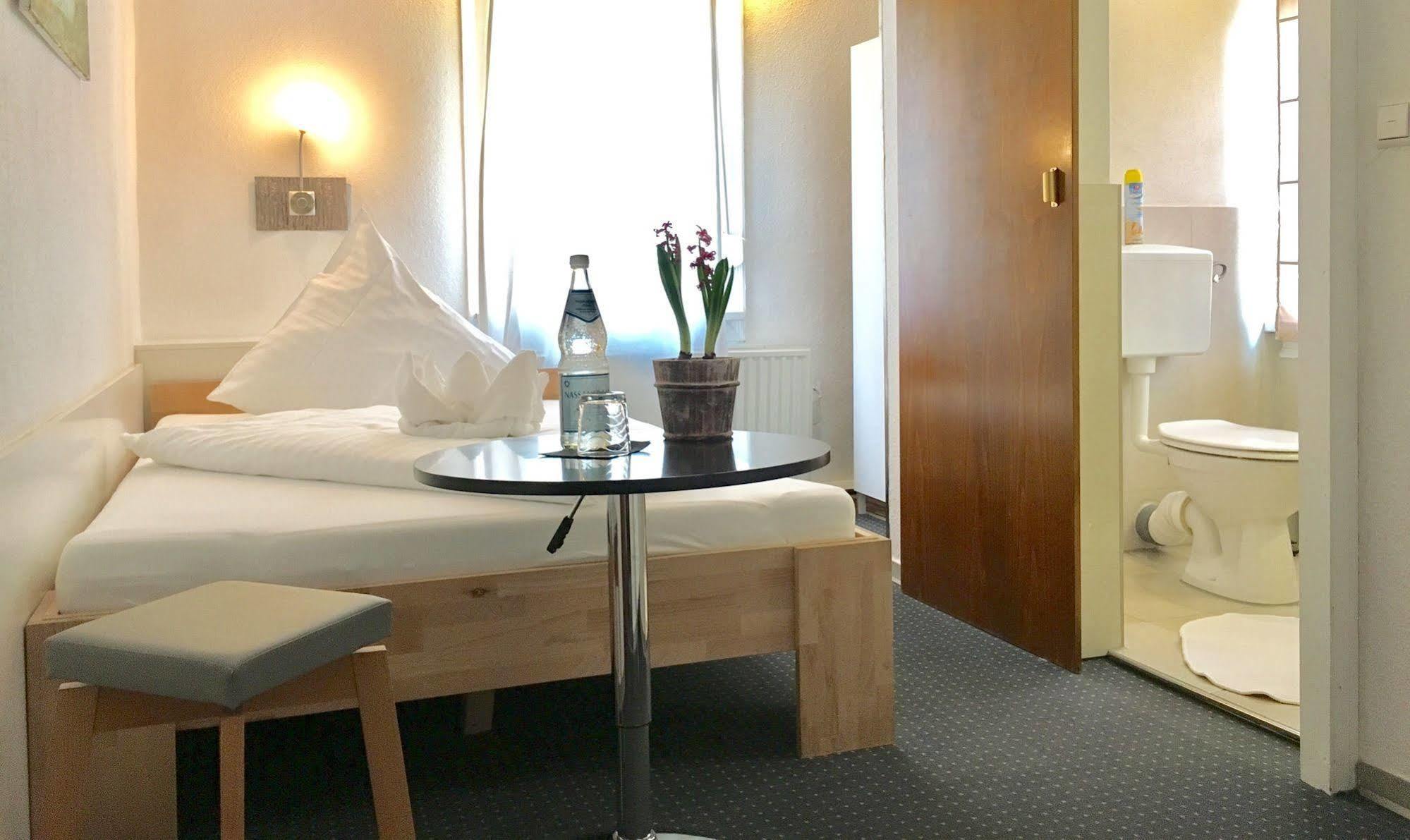 City Hotel Diez Диц Экстерьер фото